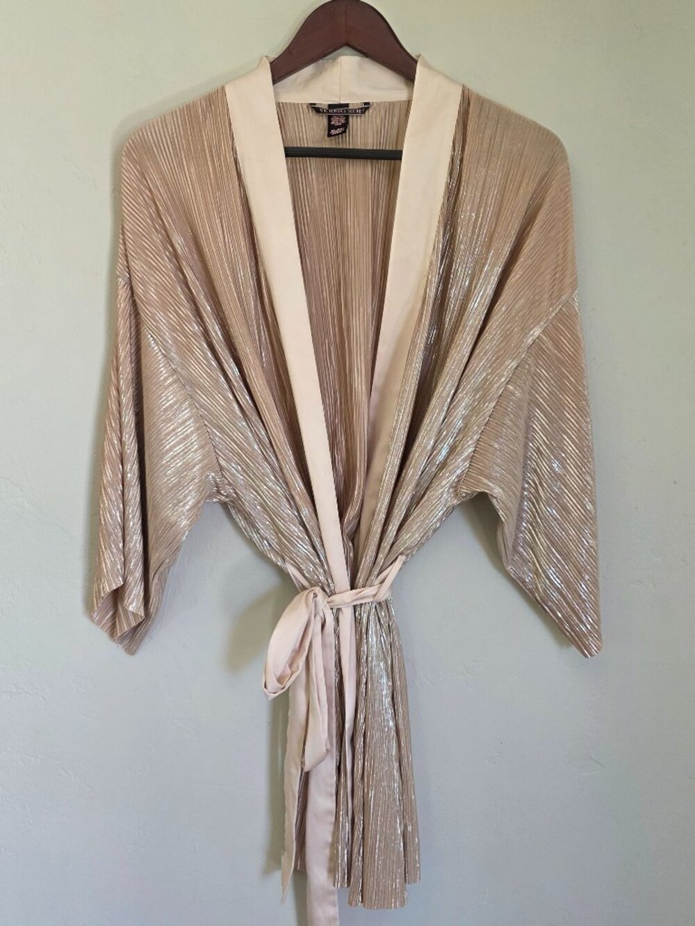 Victoria's Secret Lounge Luxe Metallic Gold Plissé Accordion Pleat Robe M/L